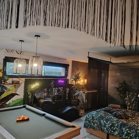 Station Des Plaisirs Loveroom Отель типа 