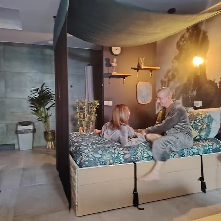 Station Des Plaisirs Loveroom Bed & Breakfast La Gorgue